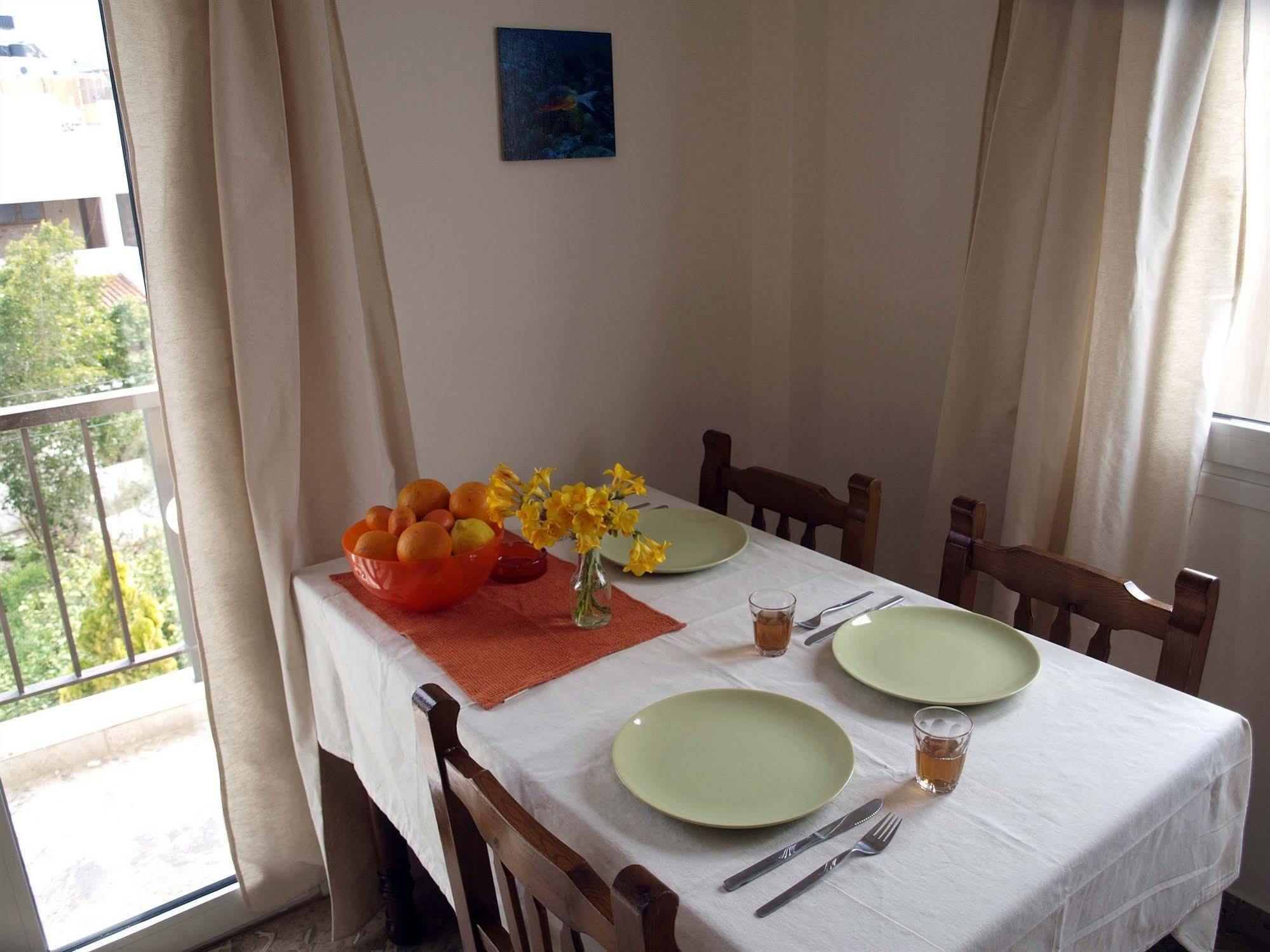 Popy Apartments Ierapetra  Bagian luar foto
